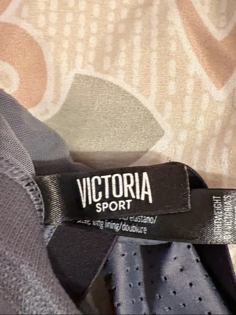 Victoria Secret Sport Mesh Lightweight Strappy Cross Back Sports Bra - Picture 11 of 12